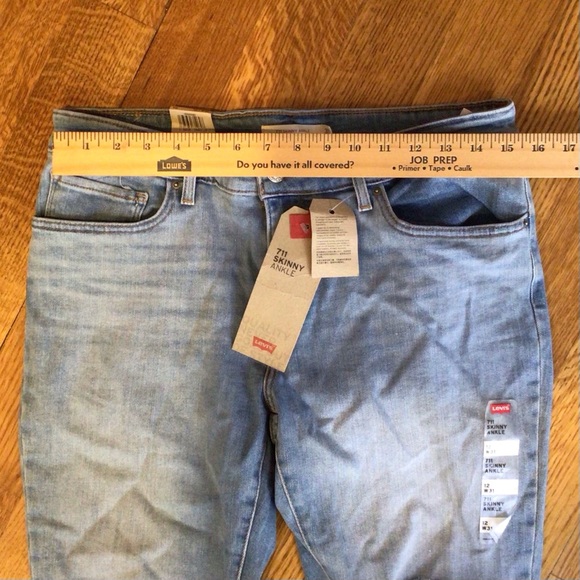 NWT Levi’s 711 Skinny Ankle Sculpt Soft Jeans - Picture 10 of 11